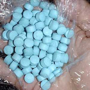 100 Blue Dolophin Pills 295mg